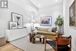 C - 55 HARRIET STREET Toronto, ON M4L 2G1