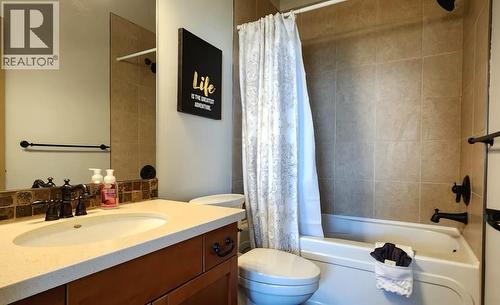 6844 Madrid Way Unit# 321, Fintry, BC - Indoor Photo Showing Bathroom