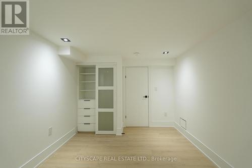 2893 Folkway Drive, Mississauga, ON - Indoor Photo Showing Other Room