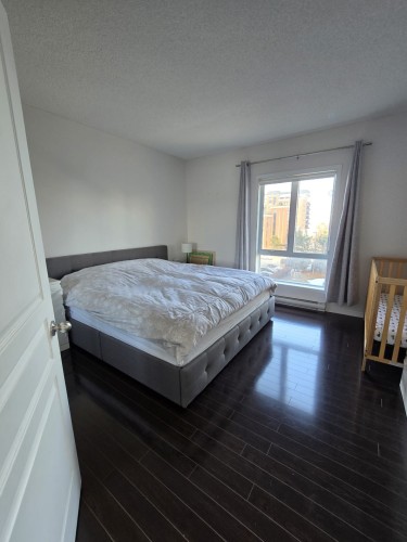 Chambre à coucher principale - 401-3330 Boul. Le Carrefour, Laval (Chomedey), QC - Indoor Photo Showing Bedroom