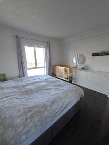 Chambre à coucher principale - 401-3330 Boul. Le Carrefour, Laval (Chomedey), QC - Indoor Photo Showing Bedroom