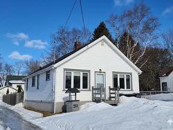 211 McCulloch St  Thunder Bay, ON P7A 2L3