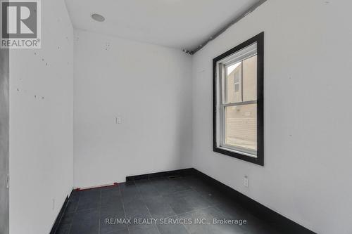 431 Brock Avenue, Burlington, ON 
