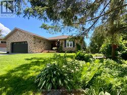 205 PIRATES GLEN DRIVE Trent Lakes, ON K0M 1A0