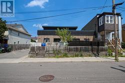 309 CYR AVENUE  Ottawa, ON K1L 7N6