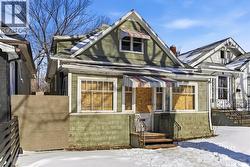 1120 Victoria AVENUE  Regina, SK S4P 0N7