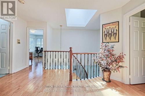 8 Elmsley Drive, Richmond Hill, ON - Indoor Photo Showing Other Room