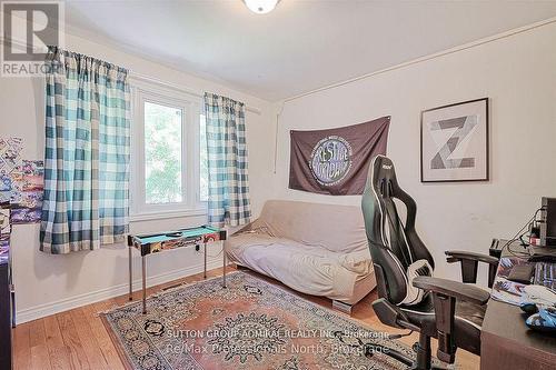 8 Elmsley Drive, Richmond Hill, ON - Indoor
