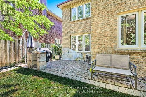8 Elmsley Drive, Richmond Hill, ON - Outdoor With Exterior