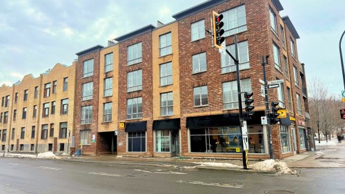 205-4490 Rue St-Urbain  Montréal (Le Plateau-Mont-Royal), QC H2W 1V8