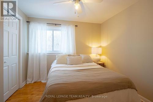 840 Borthwick Avenue, Ottawa, ON - Indoor Photo Showing Bedroom