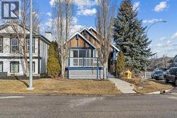 202 Copperfield Gardens SE  Calgary, AB T2Z 4C1