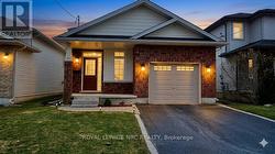 122 WALLACE AVENUE S  Welland (Lincoln/Crowland), ON L3B 1R5