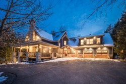 44 Rue du Domaine-Brome  Lac-Brome, QC J0E 1R0