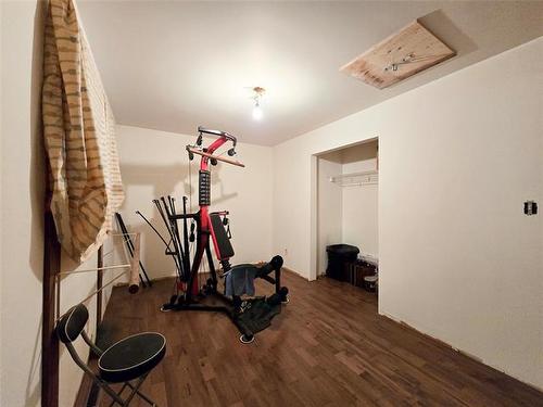 7087 22 Rd, Morris, MB 