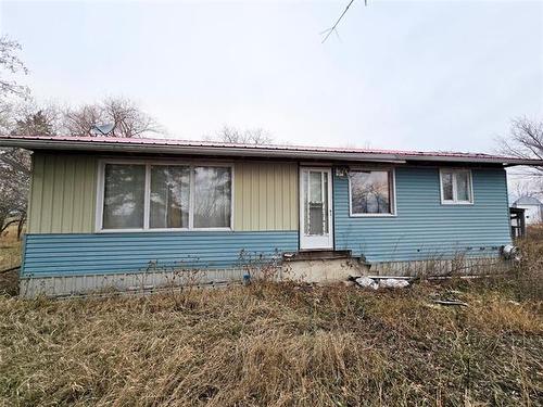 7087 22 Rd, Morris, MB 