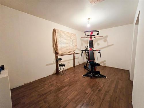 7087 22 Rd, Morris, MB 