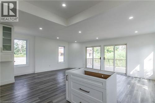 1411 E 56 Highway, Glanbrook, ON - Indoor