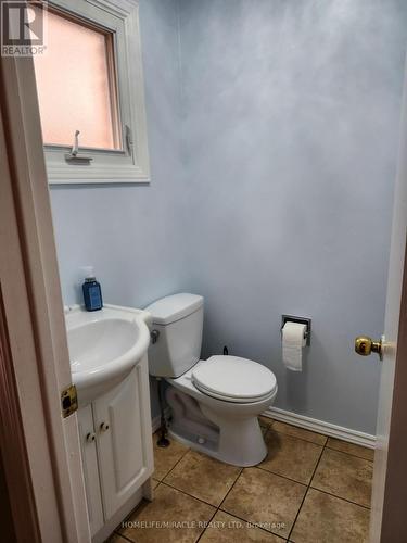 Powder Room - 6149 Starfield Crescent, Mississauga, ON - Indoor Photo Showing Bathroom