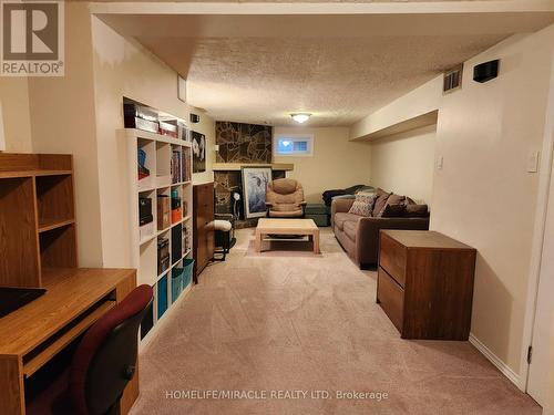 Recreational Room - 6149 Starfield Crescent, Mississauga, ON - Indoor