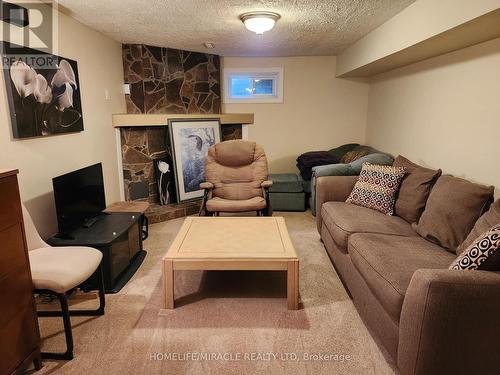 Recreational Room - 6149 Starfield Crescent, Mississauga, ON - Indoor