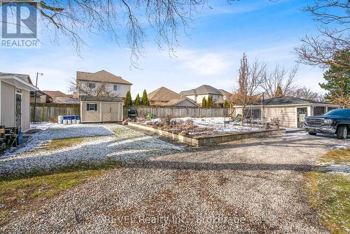18 A,B,C,D Valley Road, St. Catharines (Rykert/Vansickle), ON 