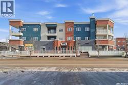 205 412 Willowgrove SQUARE  Saskatoon, SK S7W 0T2