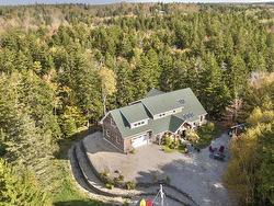 471 Marc Comeau Road Meteghan River, NS B0W 2L0