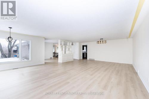 61 Tremont Drive, St. Catharines (Glendale/Glenridge), ON - Indoor
