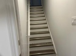 62 Lionhead Golf Club Road  Brampton, ON L6Y 1P3