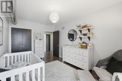414 John Street, Hamilton, ON - Indoor Photo Showing Bedroom