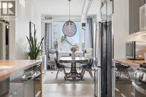 414 John Street, Hamilton, ON - Indoor