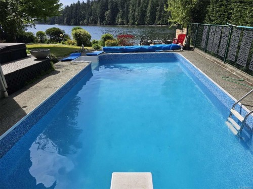 4712 Shell Beach Rd, Ladysmith, BC 