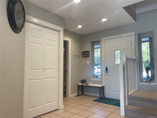4712 Shell Beach Rd, Ladysmith, BC 