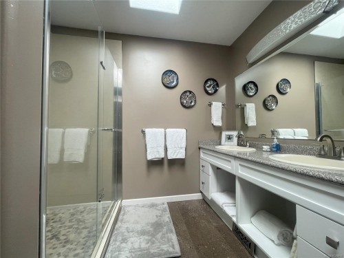 4712 Shell Beach Rd, Ladysmith, BC 