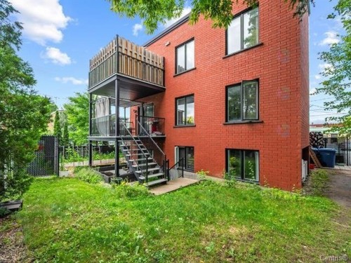 Back of Structure - 1144 Rue St-Edouard, Longueuil (Le Vieux-Longueuil), QC - Outdoor With Balcony With Exterior