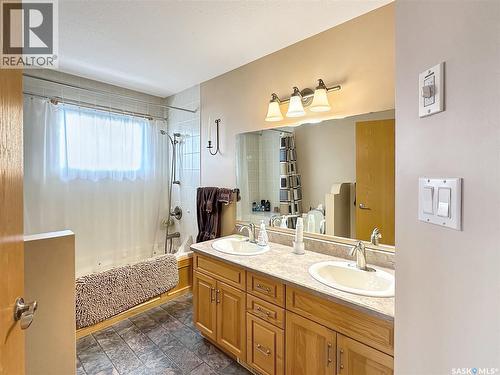 20 Willow Crescent, Fort Qu'Appelle, SK - Indoor Photo Showing Bathroom