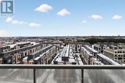 933 - 2 DAVID EYER ROAD  Richmond Hill, ON L4S 0N6