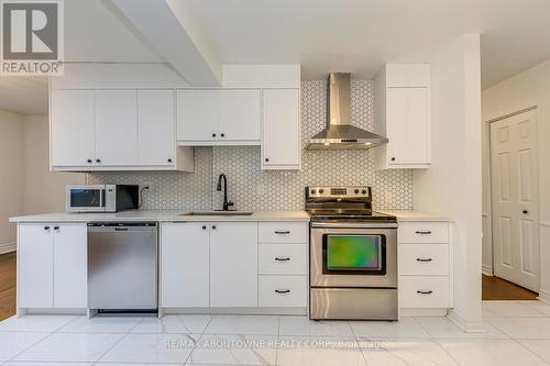 2565 Windjammer Road, Mississauga, ON - Indoor Photo Showing Kitchen