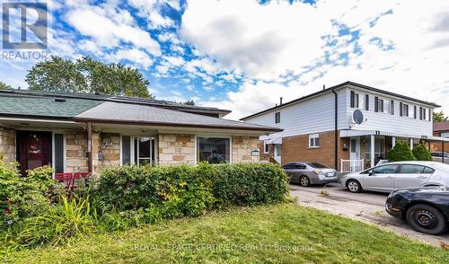 6872 Darcel Avenue, Mississauga, ON - Outdoor