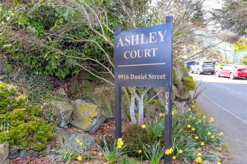 107-9916 Daniel St, Chemainus, BC - 