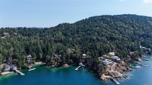 Lot 2 & 4 Willis Point Rd, Central Saanich, BC 