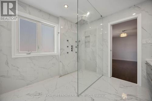 26 Barnstone Drive, Markham, ON - Indoor Photo Showing Bathroom