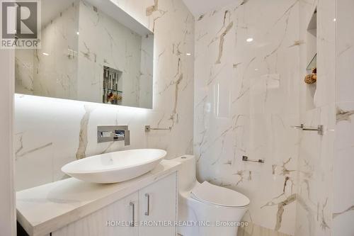 26 Barnstone Drive, Markham, ON - Indoor Photo Showing Bathroom