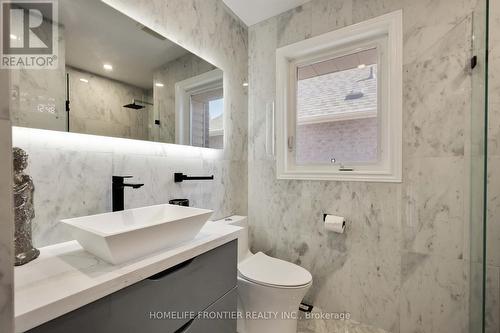 26 Barnstone Drive, Markham, ON - Indoor Photo Showing Bathroom
