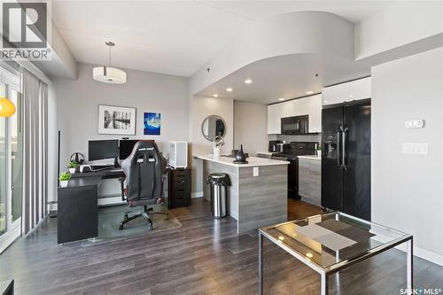 801 550 4Th Avenue N, Saskatoon, SK - Indoor