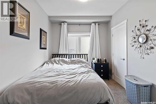801 550 4Th Avenue N, Saskatoon, SK - Indoor Photo Showing Bedroom