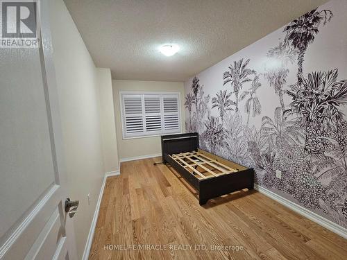 868 Oasis Drive, Mississauga, ON - Indoor Photo Showing Other Room