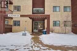 301 35 alport CRESCENT  Regina, SK S4R 7X2