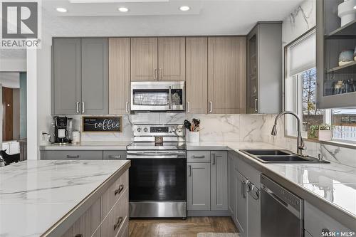 35 King Crescent, Humboldt, SK - Indoor Photo Showing Kitchen With Double Sink